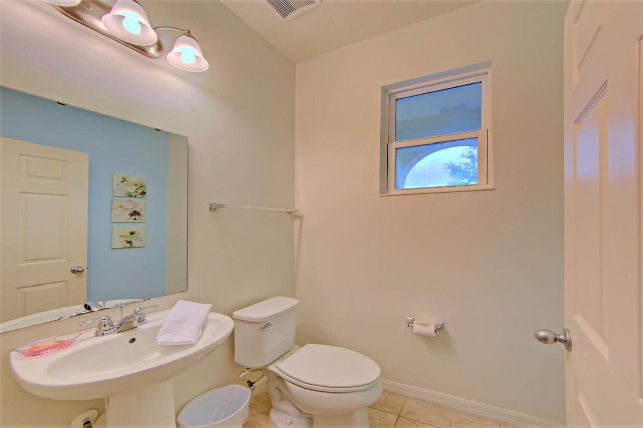 4 Bedroom Sunhaven Townhouse With Pool Near Disney Kissimmee Exterior photo